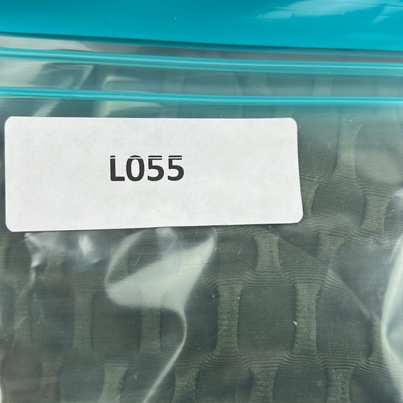 NWT Fuyukai High Waist Green Yoga Pants with Ruched Backside - Picture 6 of 6